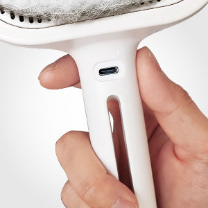 Pet Spray Grooming Comb – De-shedding & Styling Tool for Dogs and Cats